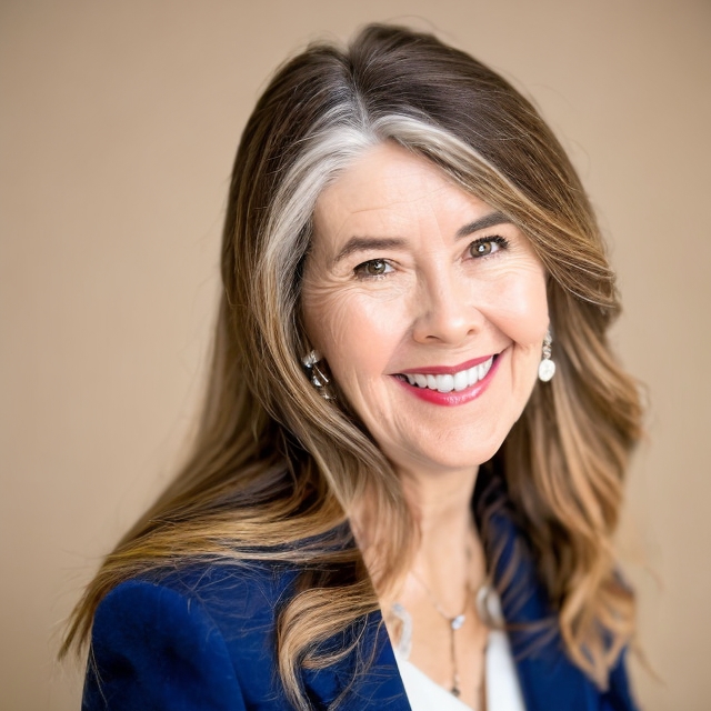 Cynthia Lowry