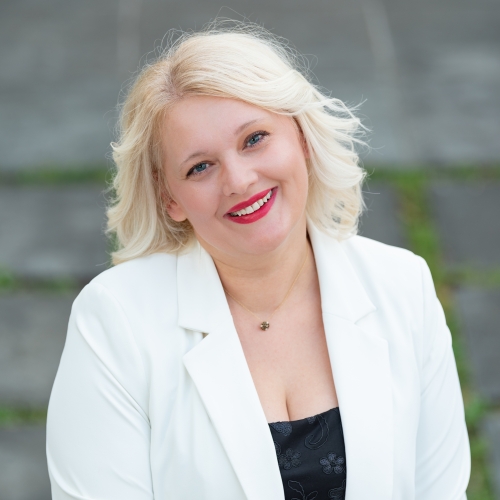 LuxeHomesCleveland Team