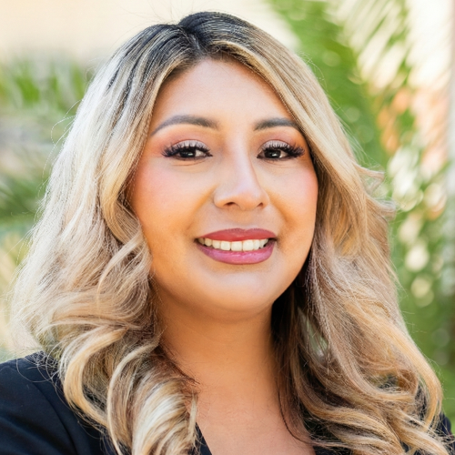 Azucena Reyes