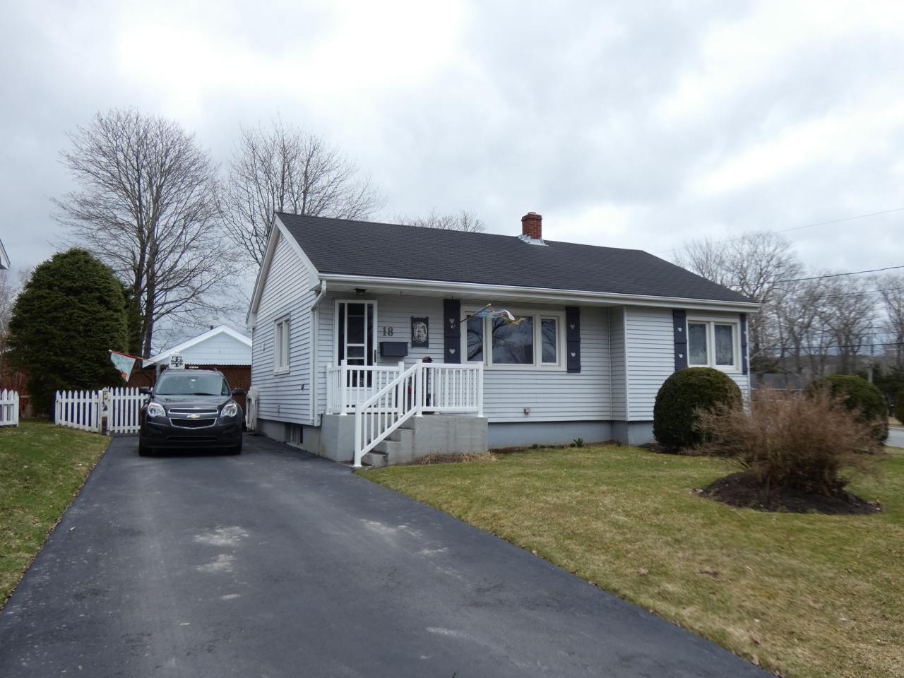 For Sale 18 Gordon Street Bedford Ns B4a 2n7 Assist 2 Sell Home Works Realty Ltd