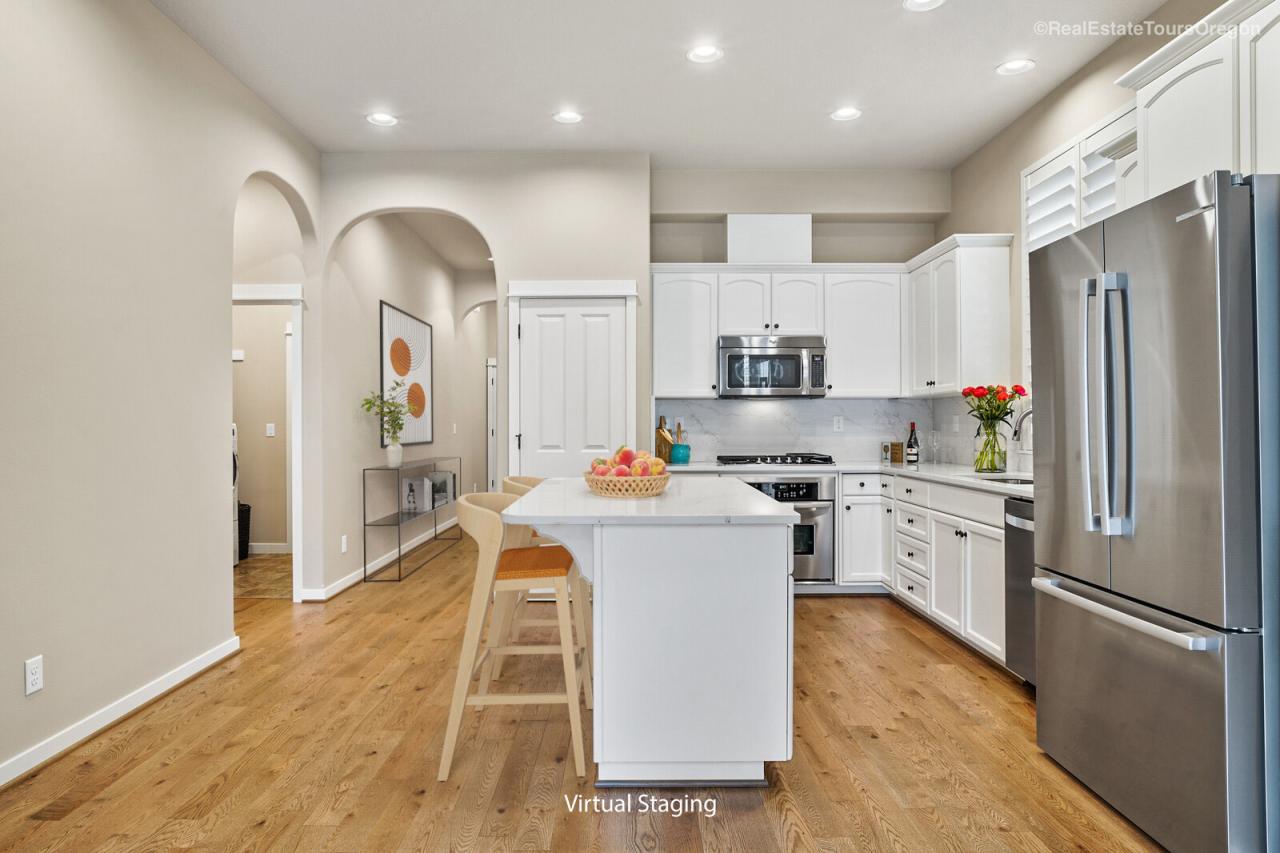 Kitchen<br/>Virtually Staged