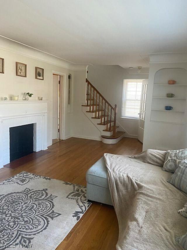 Listing image
