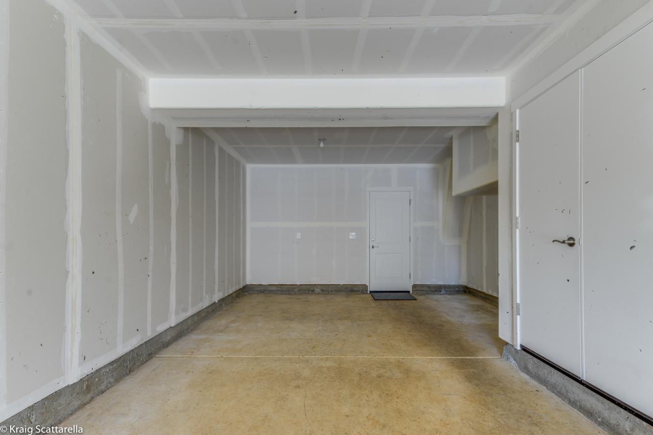 Garage<br/>