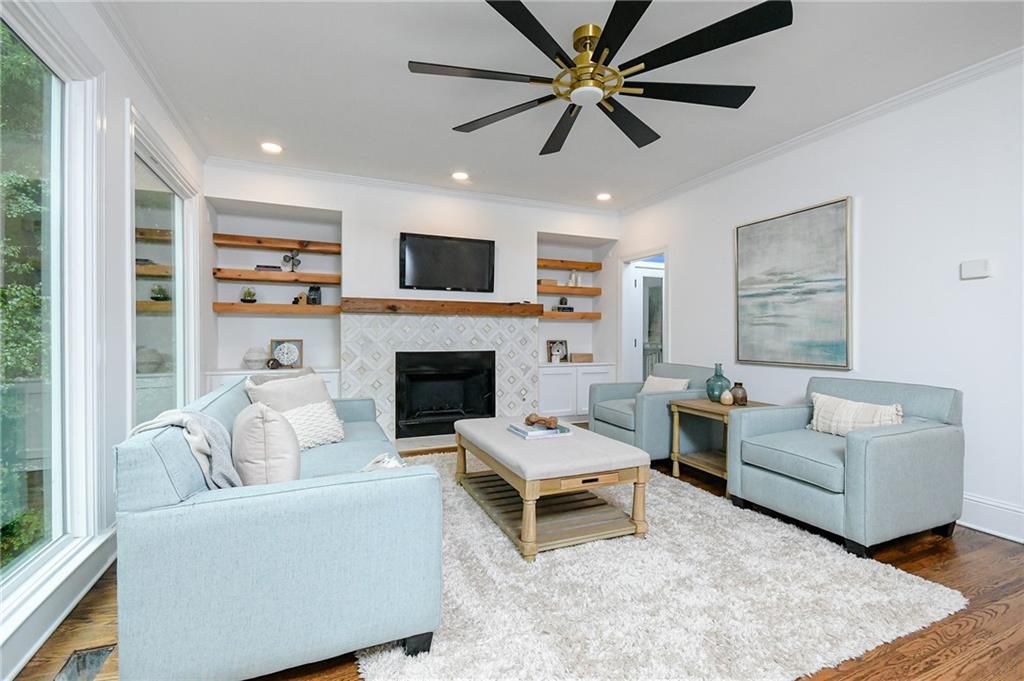 Listing image