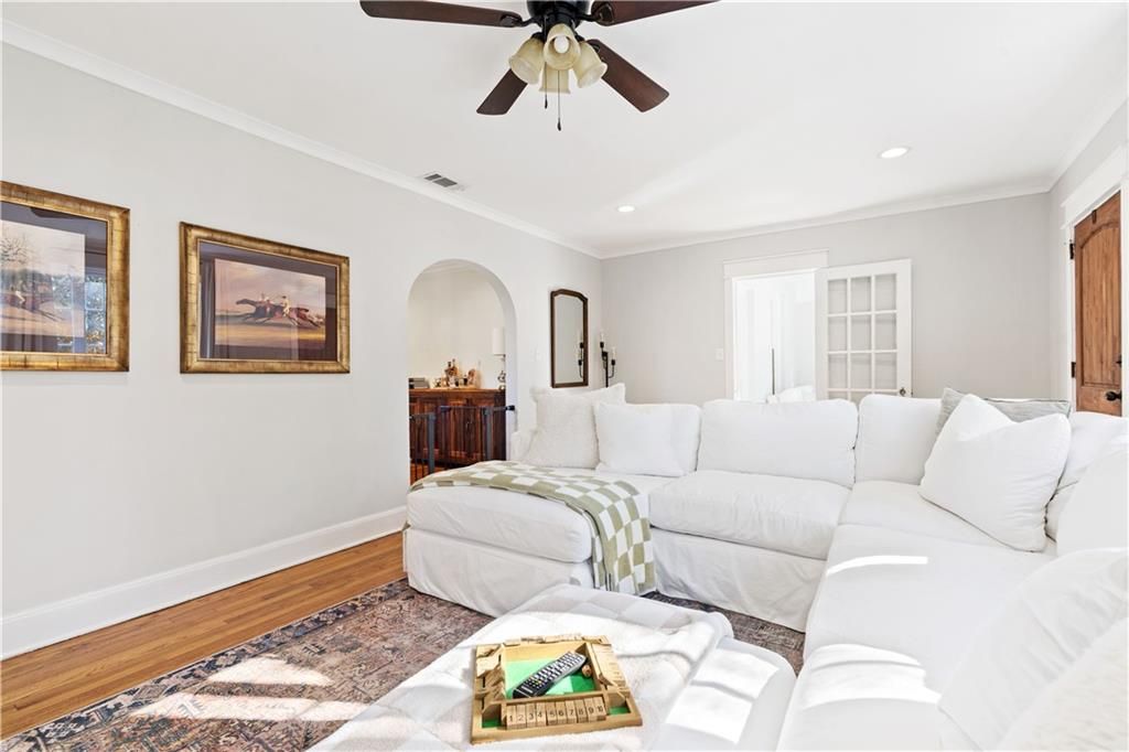Listing image