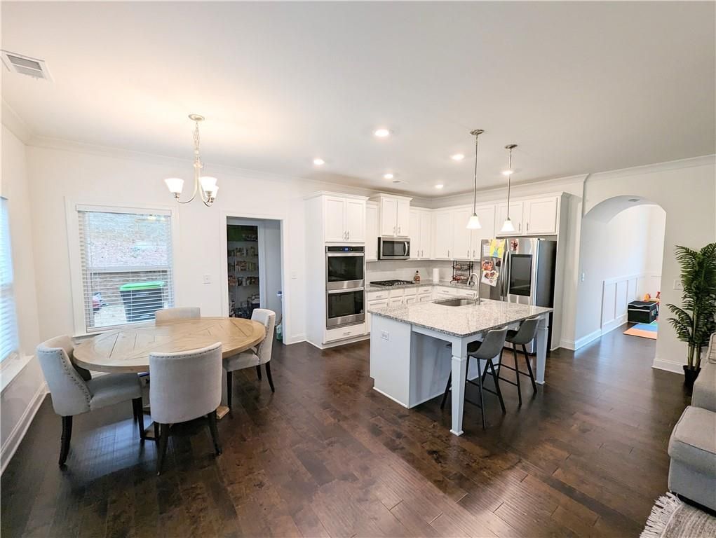 Listing image