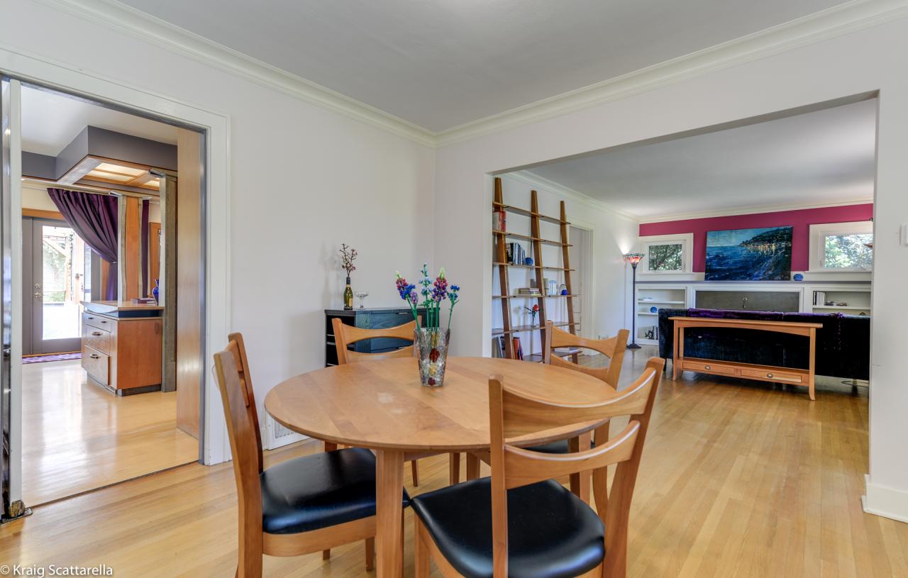 Dining Room/Living Room