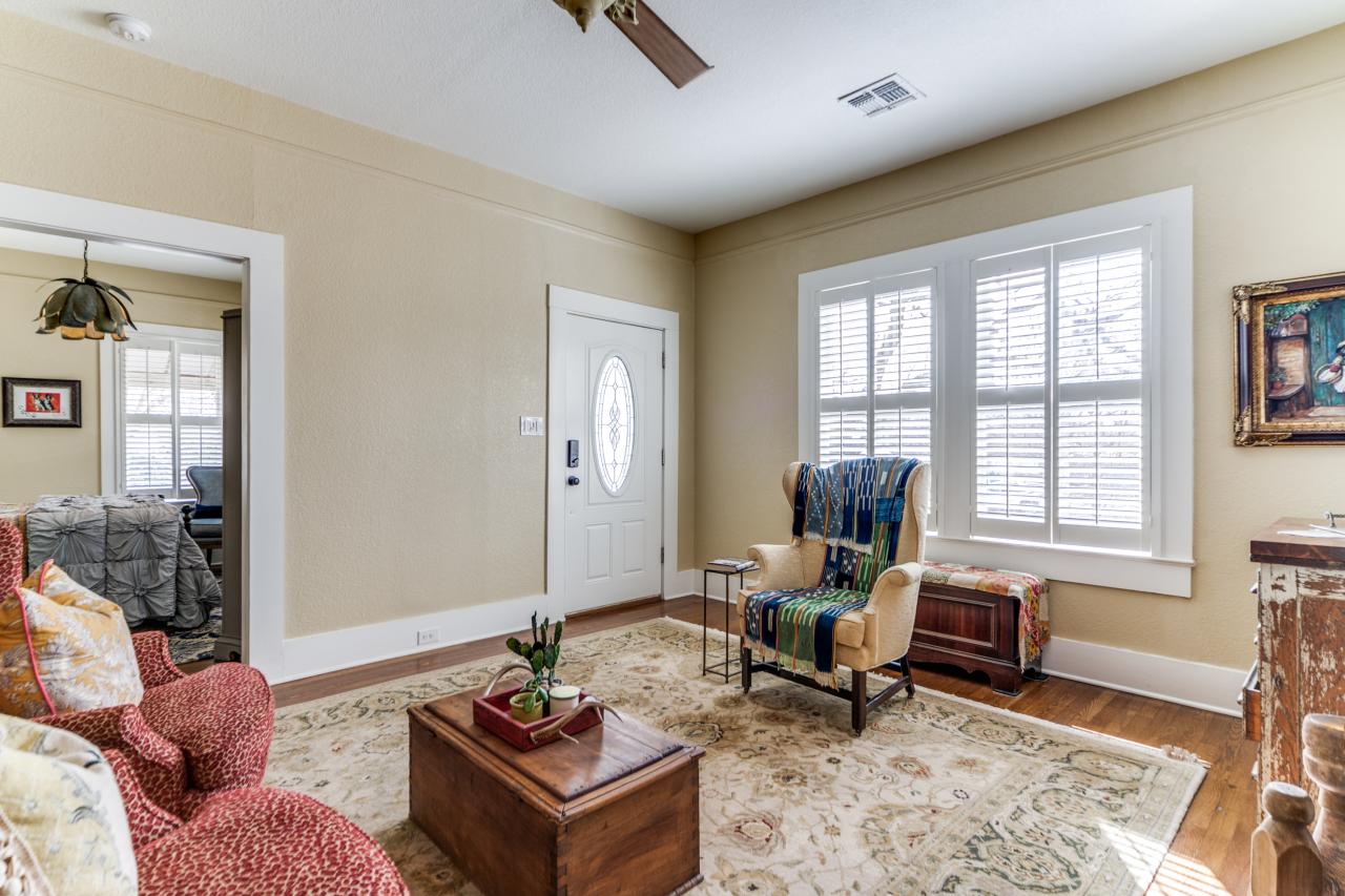 Listing image