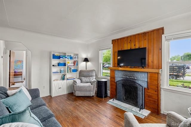 Listing image
