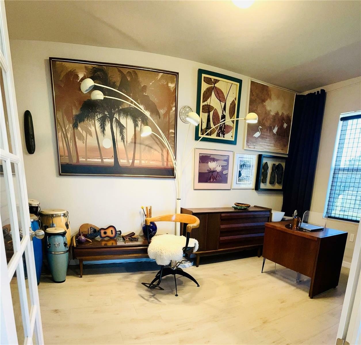 Listing image