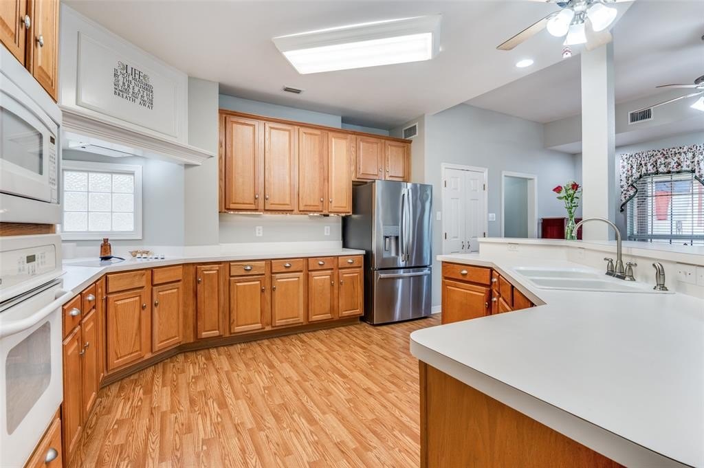 Listing image