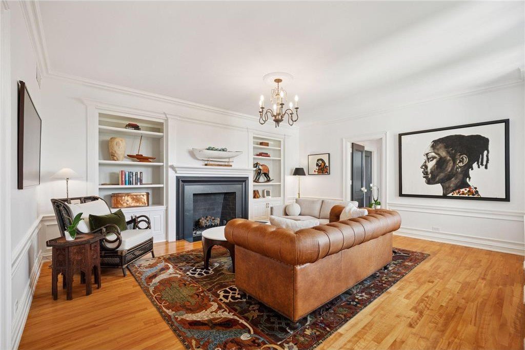 Listing image