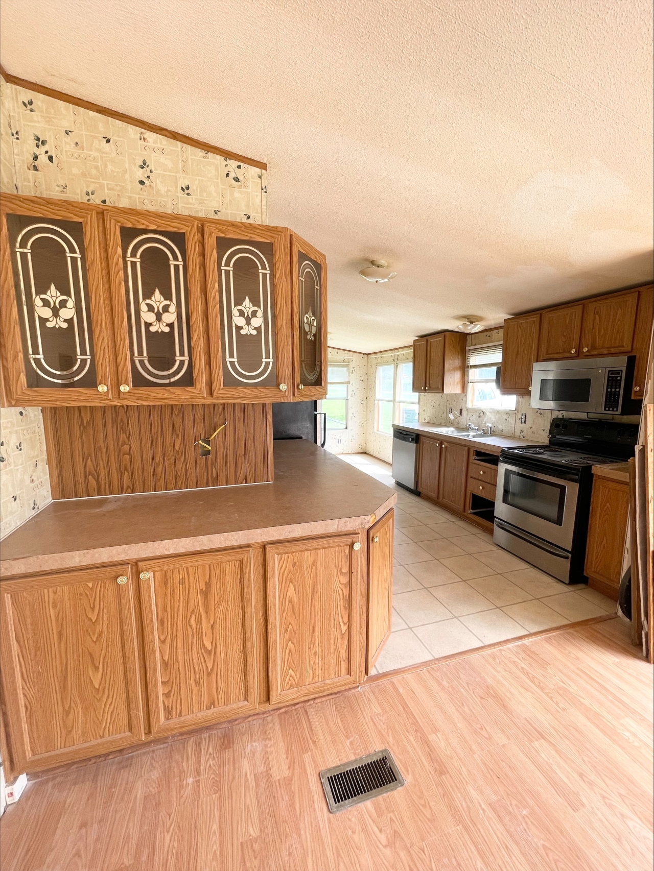 Listing image