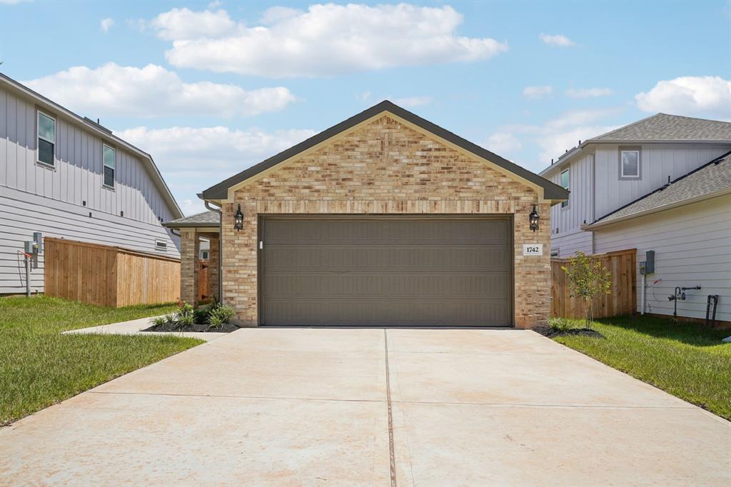 listing image