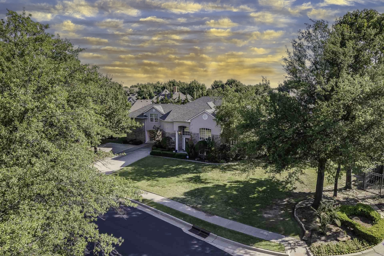 Listing image