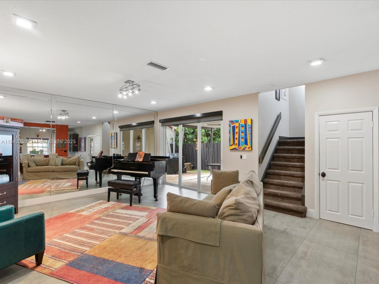 Listing image
