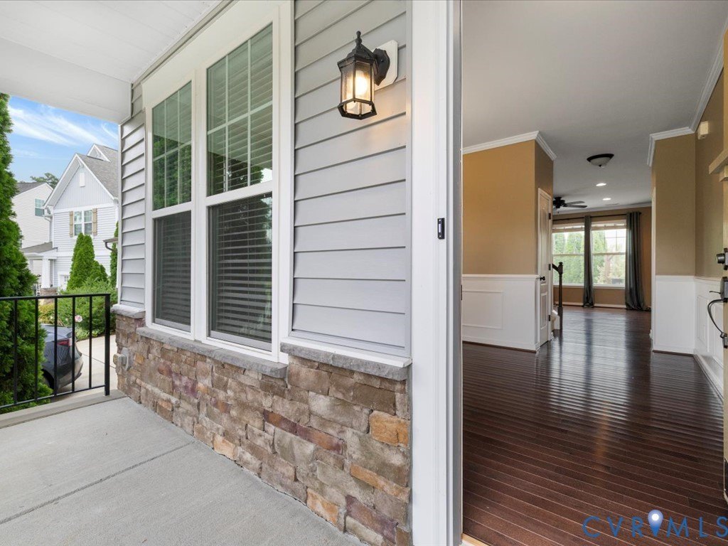 Listing image