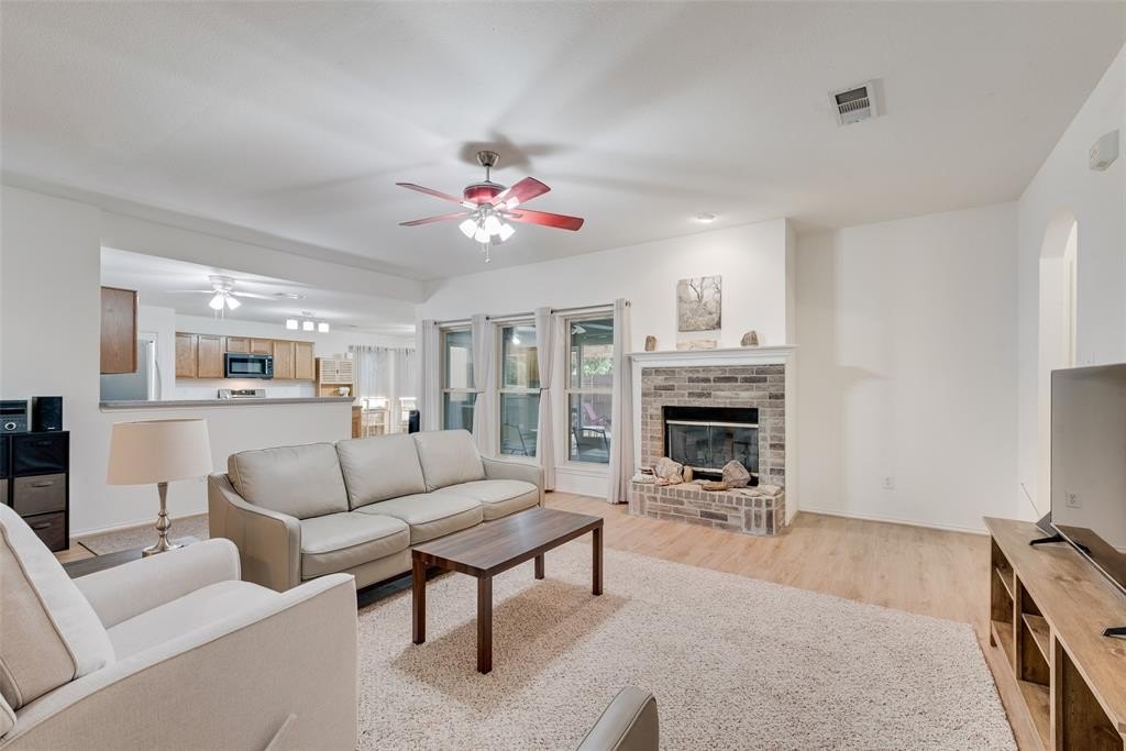 Listing image