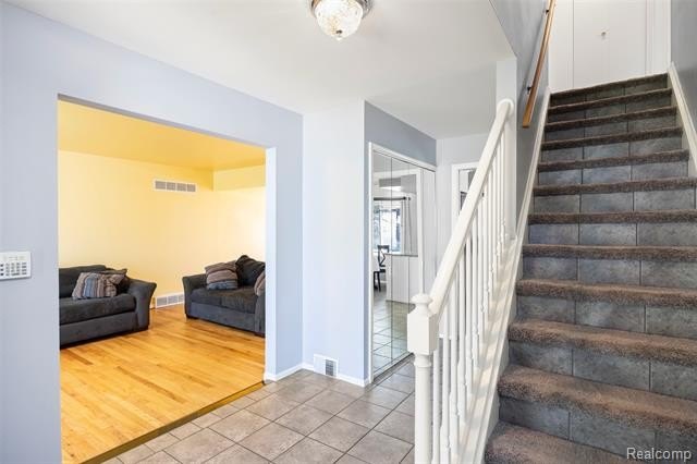 Listing image