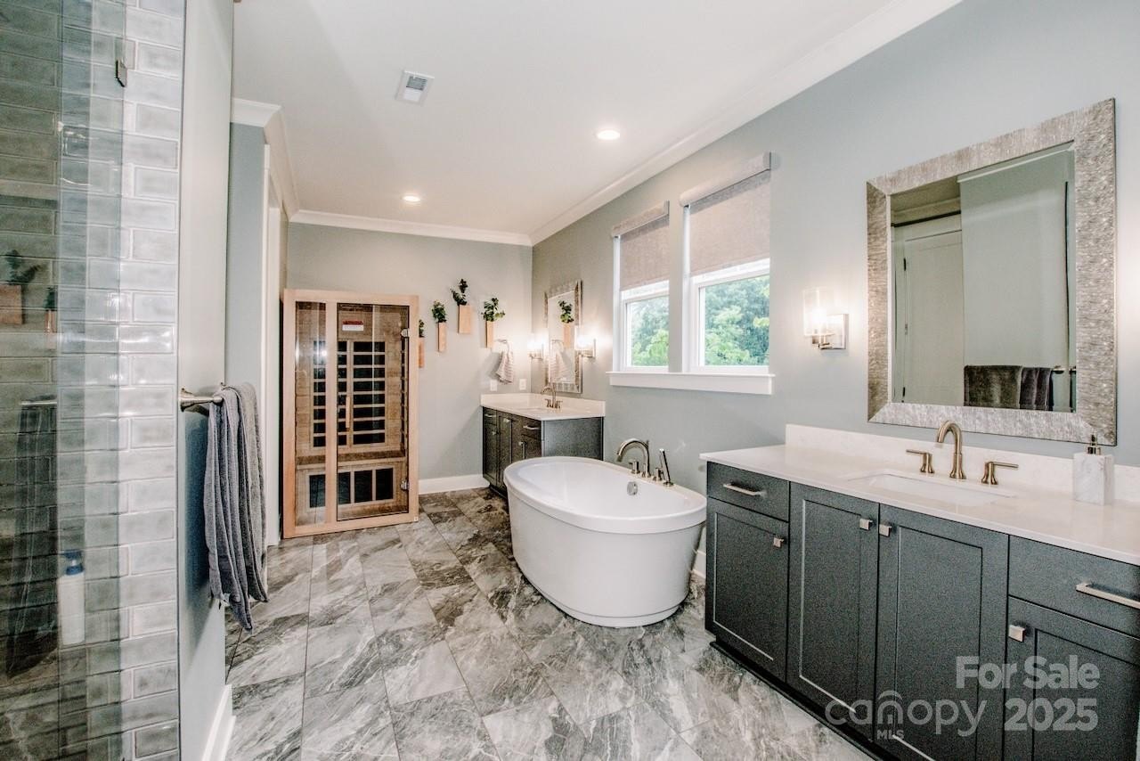 Spa like primary bath