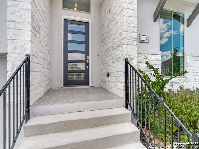 Listing image