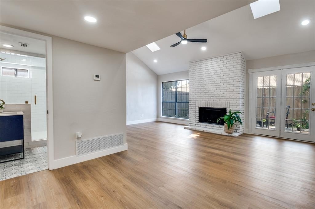 Listing image