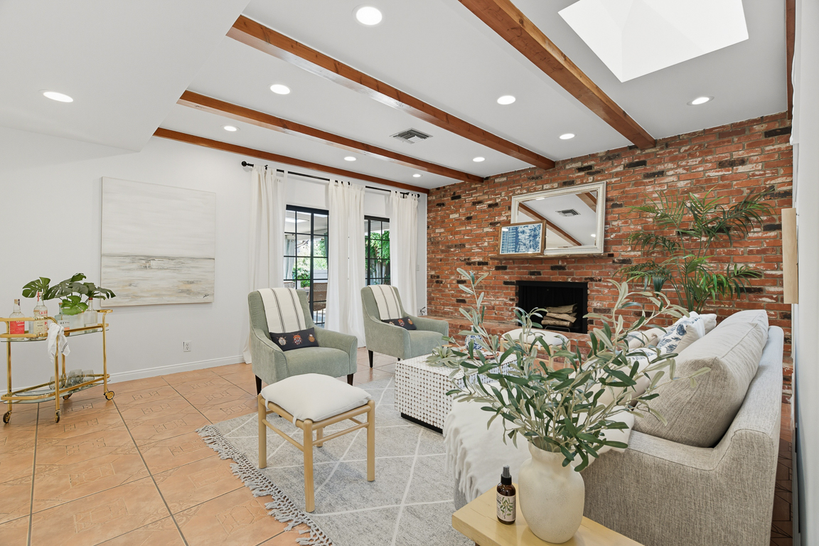listing image