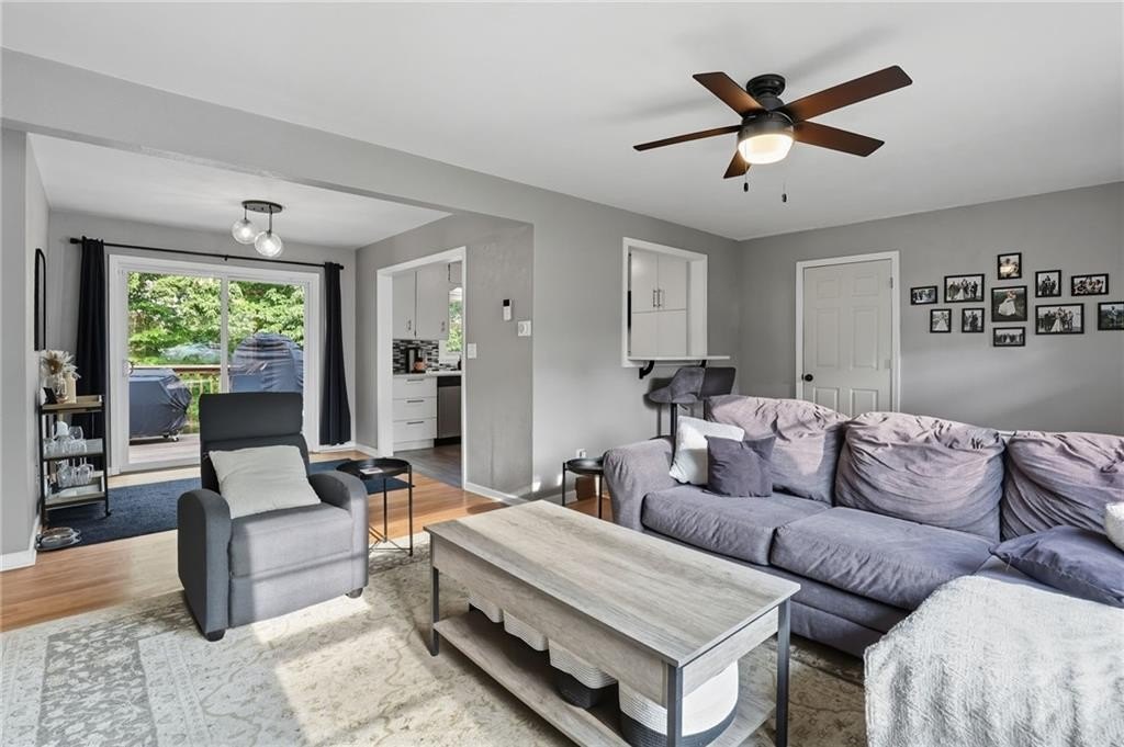 Listing image