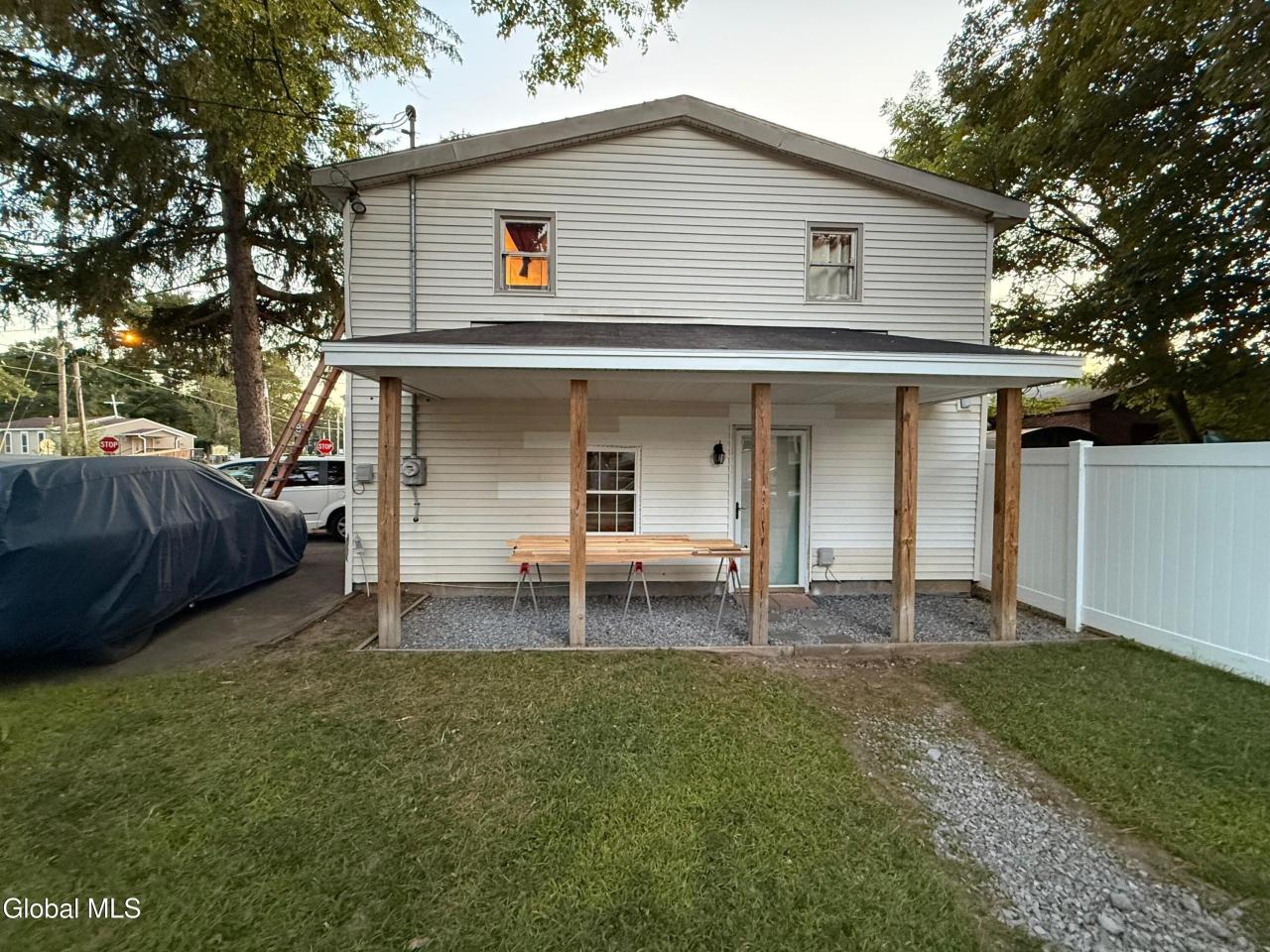 listing image