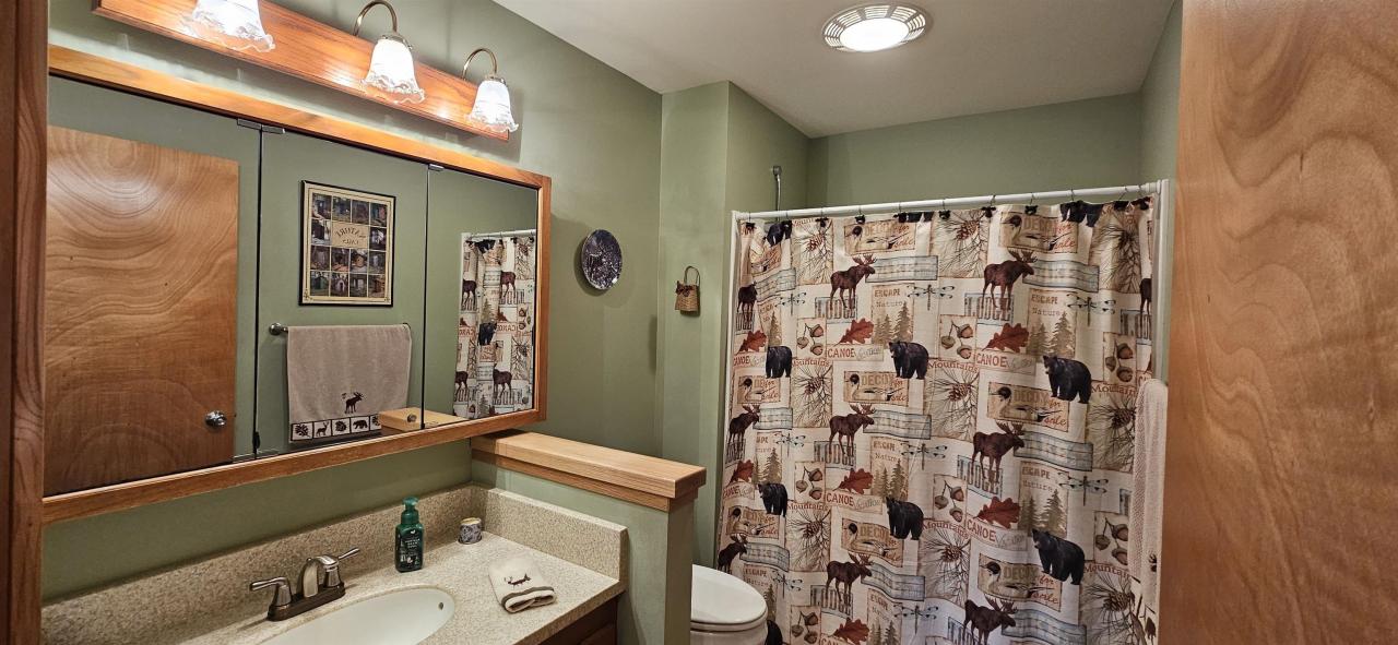 Full Bath with Walk-in Shower<br/>