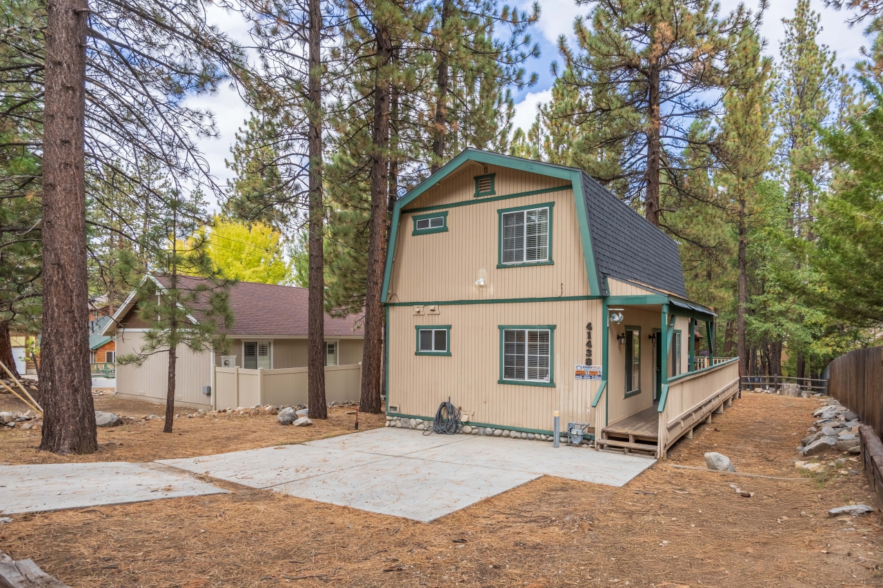 listing image