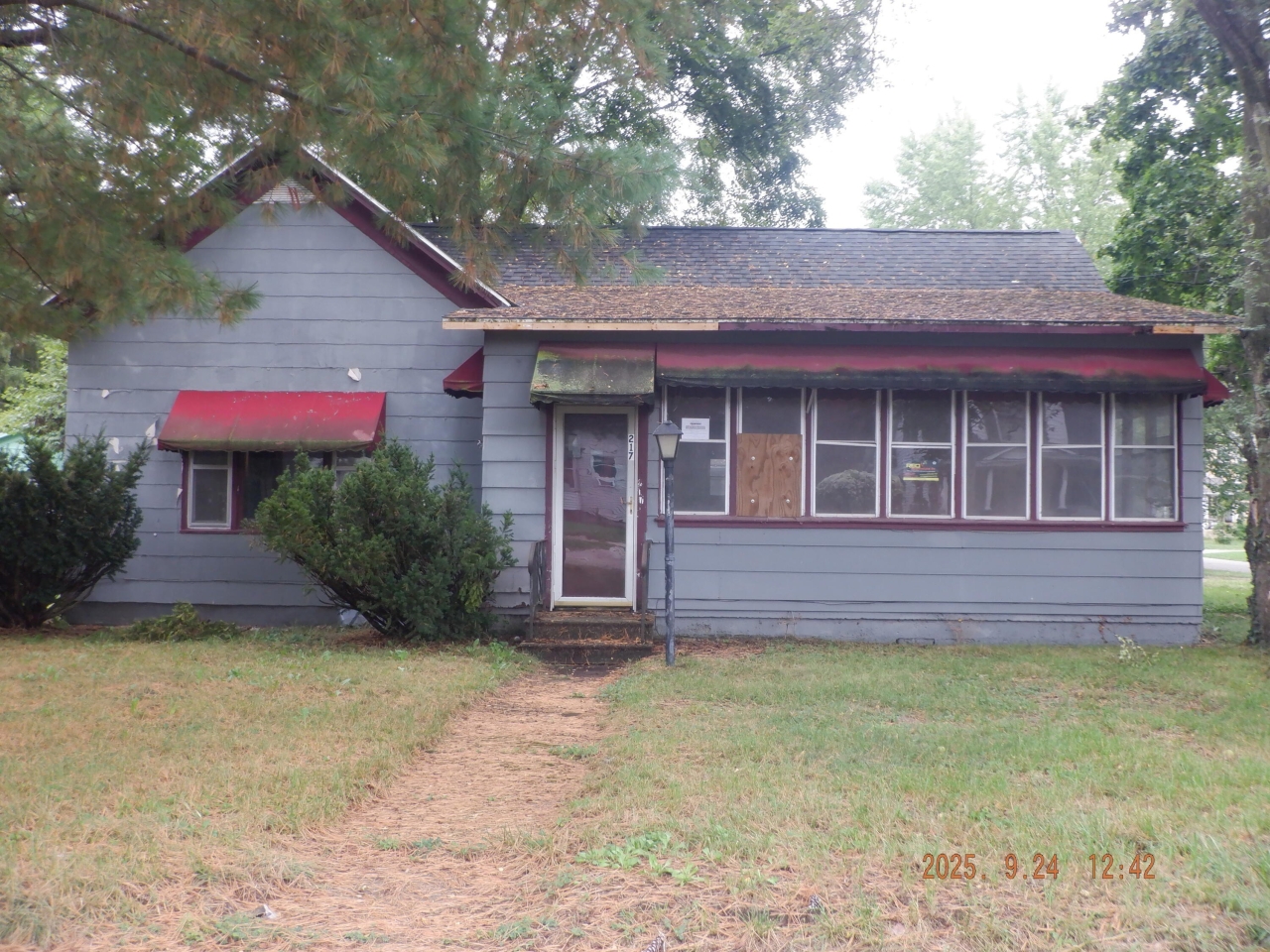listing image