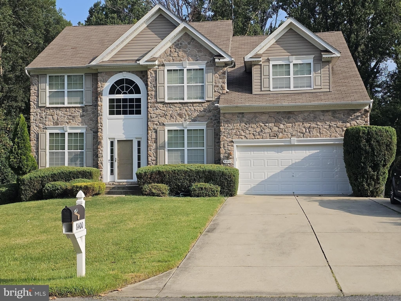 listing image