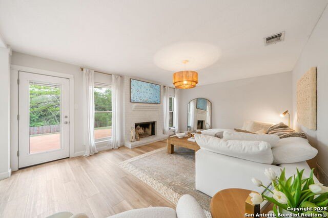 Listing image