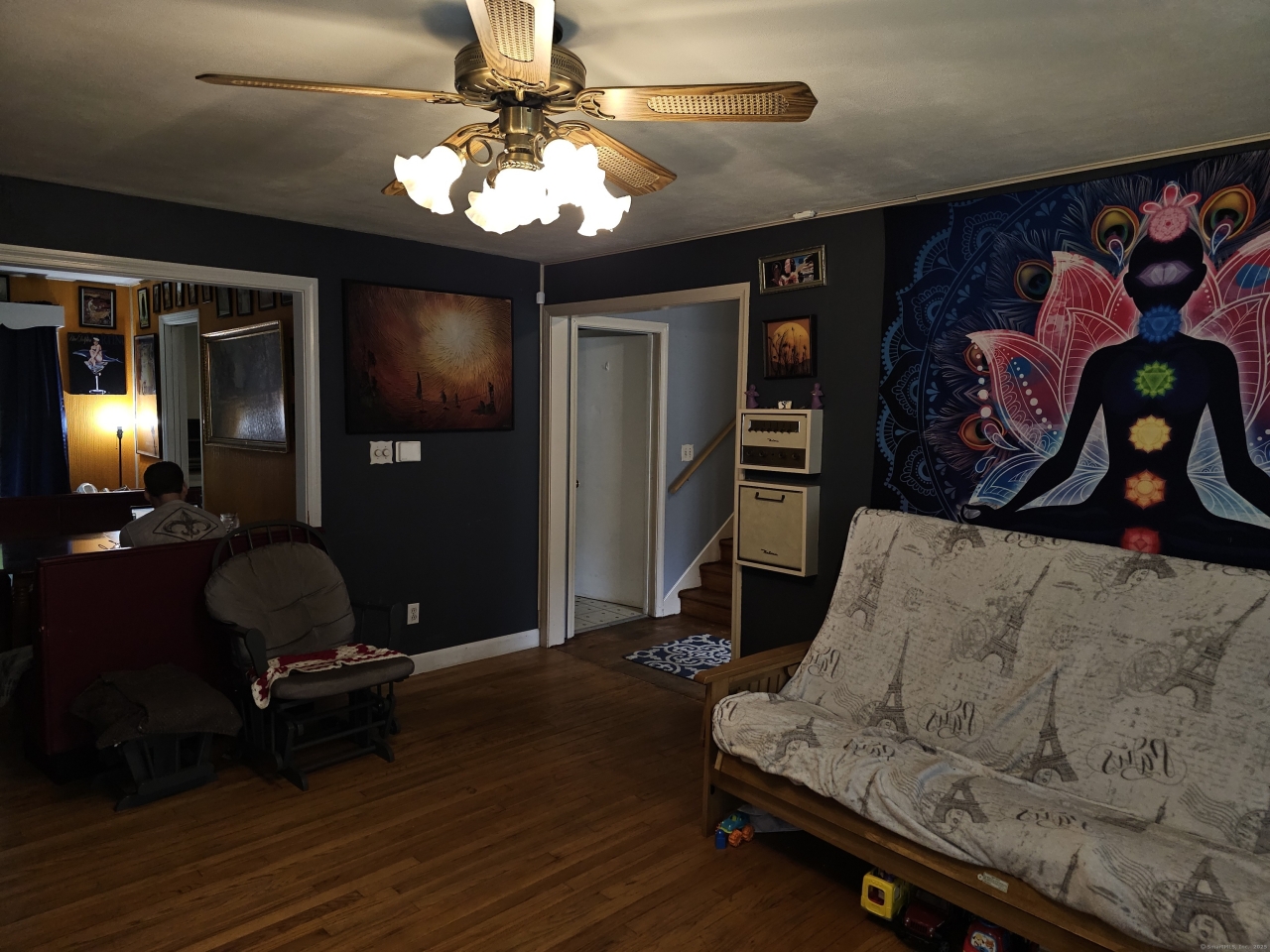 Listing image