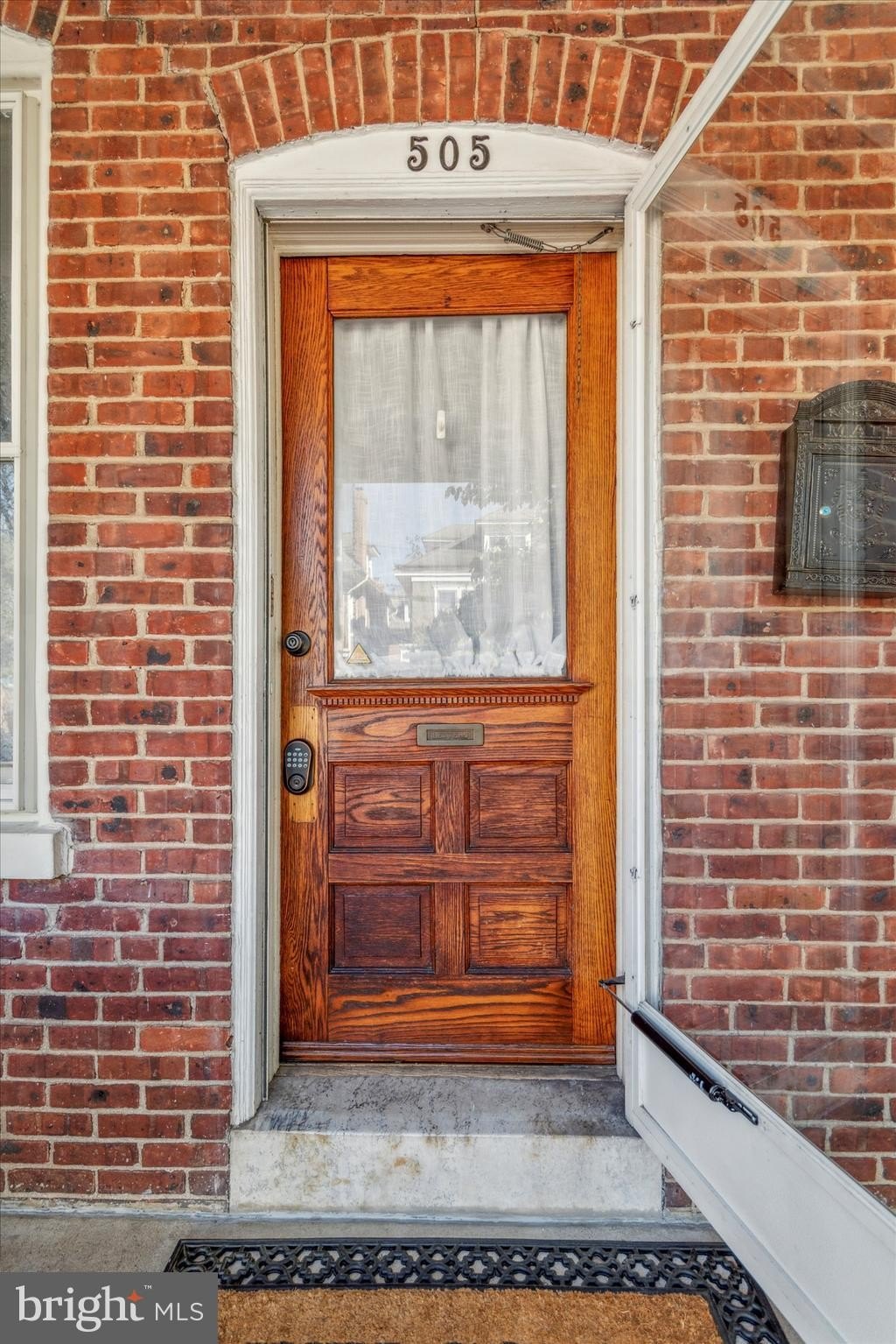 Listing image