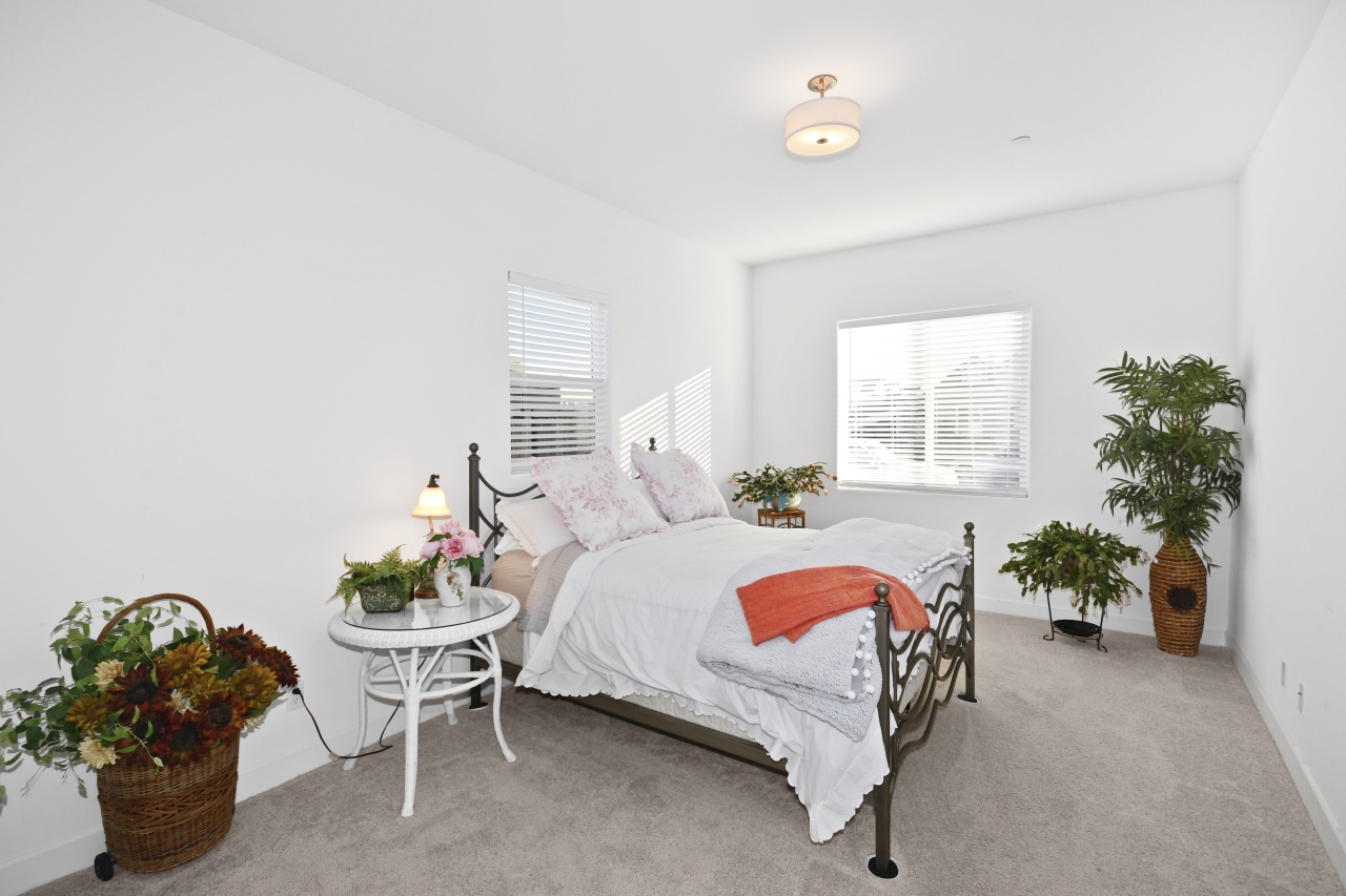 Downstairs Bedroom 5