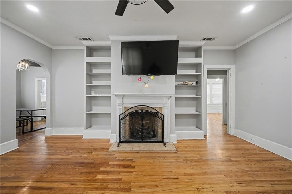 Listing image