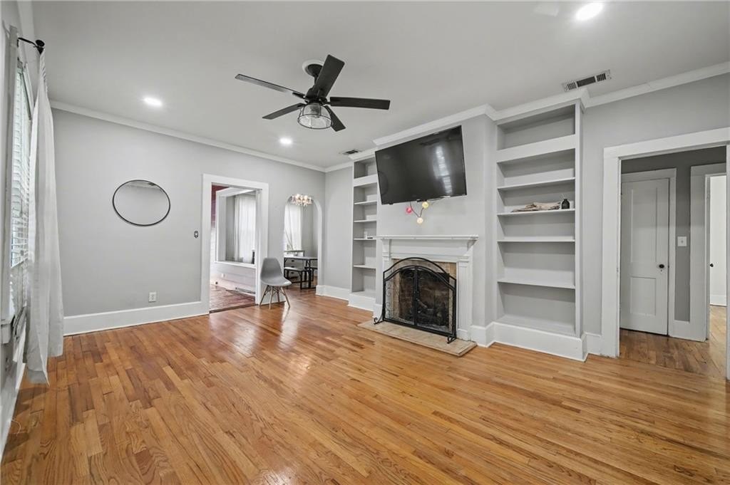 Listing image