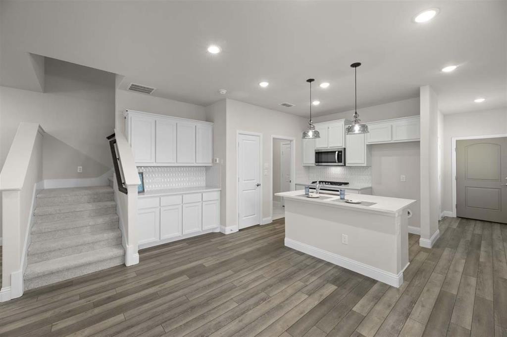 Listing image