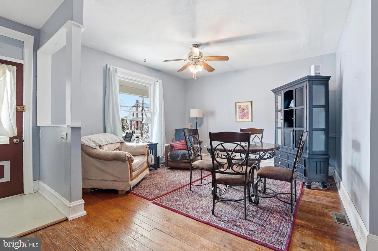 Listing image
