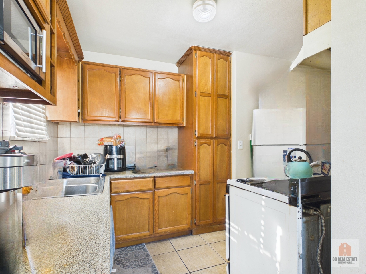524 Almond St.