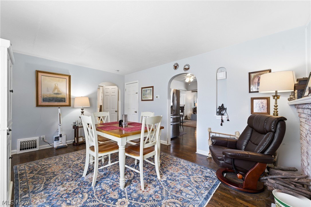Listing image