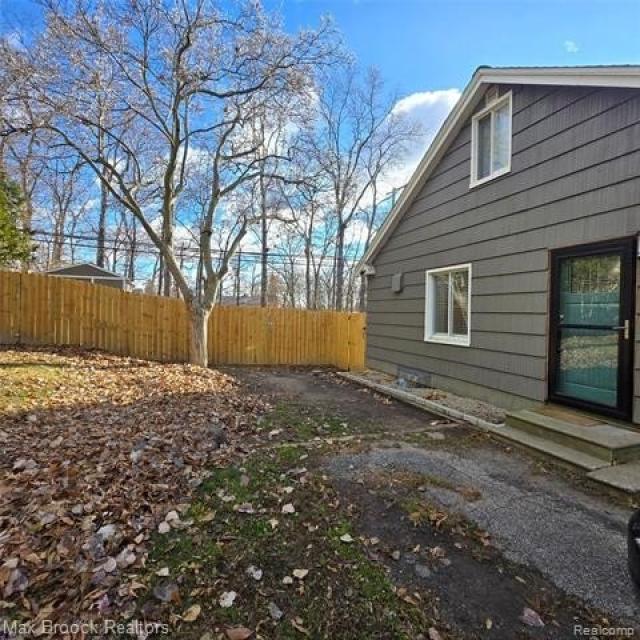 Listing image