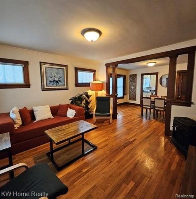 Listing image