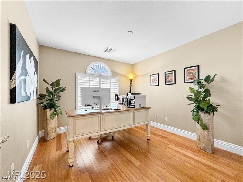 Listing image