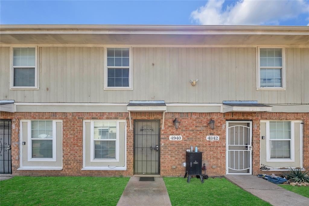 Listing image