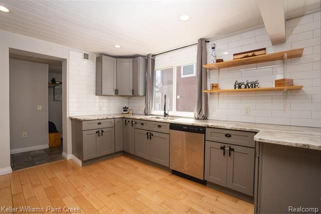 Listing image