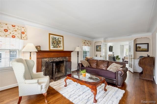 Listing image