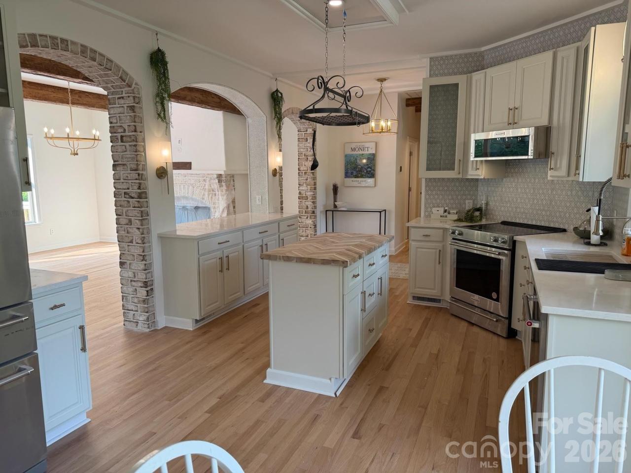 Listing image